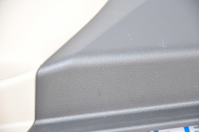 Обшивка двери карточка задняя левая Hyundai Elantra AD 17-20 черн с беж вставкой пластик, подлокотник кожа, молдинг серый глянец, царапины