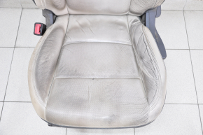 Сидіння водія Chevrolet Volt 11-15 без airbag, механічне, шкіра беж, під хімчистку