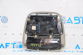 Плафон освещения передний Jeep Grand Cherokee WK2 12-13 серый без люка, царапины
