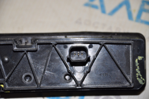 Кнопка відкриття кришки багажника з підсвічуванням номера, під камеру Ford Focus mk3 15-18 рест 4d, зламані кріплення