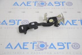 Ручка відкриття лючка бензобака та кришки багажника Kia Forte 4d 14-18 тріщина