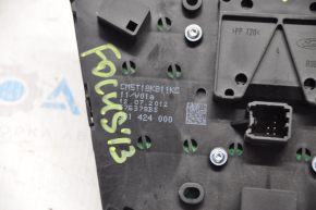 Панель управления монитором Ford Focus mk3 11-14 дорест тип 5, сломано крепление