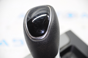 Ручка АКПП с накладкой шифтера Hyundai Elantra AD 17-20 резина черн, затертая на коже, царапины