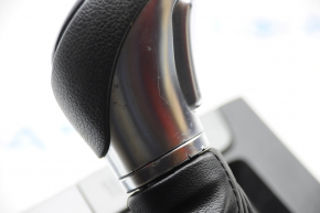 Ручка АКПП с накладкой шифтера Hyundai Elantra AD 17-20 резина черн, царапины, полез хром