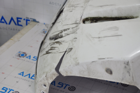Бампер задній голий Nissan Leaf 13-17 білий, порваний з боків і знизу, зламані кріплення, фарбований