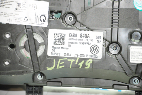 Щиток приладів VW Jetta 19-
