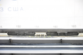 Решетка радиатора grill в сборе с обрамлением Ford Fusion mk5 13-16 слом креп, царапина