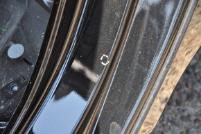 Четверть крыло задняя левая Chevrolet Volt 16- на кузове, черная, тычки
