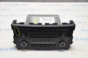 Монитор, дисплей Nissan Altima 13-18 царапины на накладке