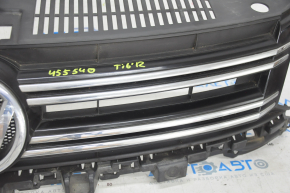 Решетка радиатора grill в сборе VW Tiguan 12-17 рест со значком, песок