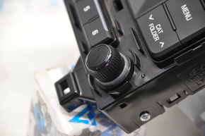 Магнитофон радио Hyundai Sonata 15-17 малый дисплей, полез хром на крутилках