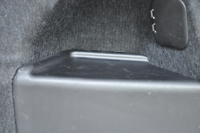 Обшивка арки правая Lexus ES300h 13-18 черная, царапины на крышке