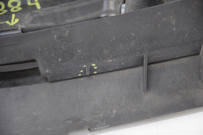 Дефлектор радіатора нижній Mazda CX-5 17- зламані кріплення, надриви