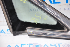 Форточка глухое стекло передняя правая Mazda CX-7 06-09 надорван уплотнитель, тычка на хроме, царапины