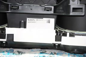 Щиток приборов Subaru Legacy 15-19 средний дисплей, слом креп