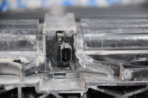 Жалюзи дефлектор радиатора в сборе Ford Ecosport 18-22 с моторчиком, сломано крепление