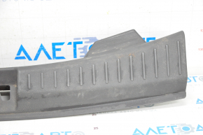 Накладка проема багажника Ford Escape MK3 16-19 черн, царапины