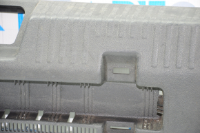 Накладка проема багажника VW Beetle 12-19 черн, царапины, без заглушки