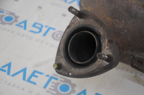 Колектор випускний з каталізатором Chevrolet Volt 11-15 зламана шпилька