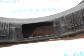 Накладка проема багажника Ford Fusion mk5 13-16 затерта, слом креп, без заглушки