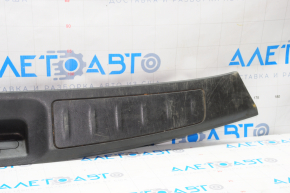 Накладка проема багажника Nissan Pathfinder 13-20 черн царапины