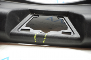 Накладка отвору багажника Mazda 6 13-17 подряпини, злам кріп, тріщина, без заглушки