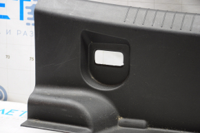 Накладка проема багажника Chevrolet Malibu 16- черная, слом креп, царапины
