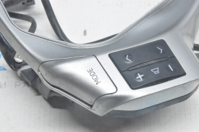 Кнопки управления на руле Lexus CT200h 11-17 царапины