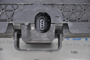 Жалюзи дефлектор радиатора в сборе низ BMW 7 G11 G12 16-19 B58 с моторчиком