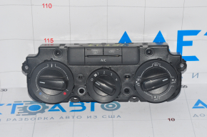 Управление климат-контролем VW Jetta 11-18 USA черное глянцевое, без подогрева