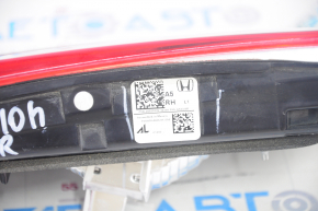 Ліхтар внутрішній кришка багажника правий Honda Accord 18-22 hybrid, подряпини