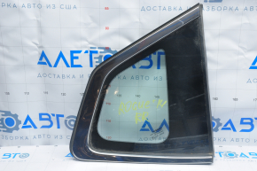 Форточка глухое стекло задняя правая Nissan Rogue 14-20 царапины на хроме
