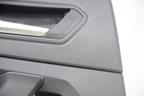 Обшивка двери карточка задняя левая VW Tiguan 18- черно-серая, царапины