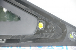 Форточка глухое стекло задняя правая Chevrolet Equinox 18-22 тонировка, сломаны направляйки