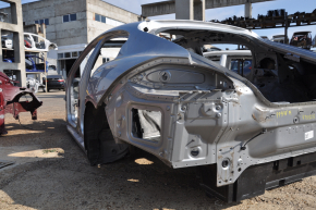 Четверть крыло задняя левая Porsche Panamera 10-16 на кузове, серебро, тычка