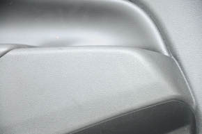 Обшивка двери карточка задняя левая Chevrolet Equinox 18-21 черная, подлокотник кожа, царапины