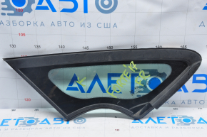 Форточка глухое стекло передняя правая Kia Forte 4d 14-18 черн