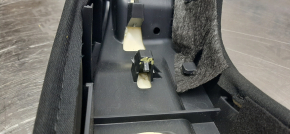 Бічна накладка задніх сидінь ліва Subaru Legacy 15-19 ганчірка чорна, надламане кріплення