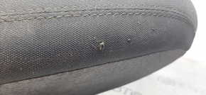 Боковая накладка задних сидений левая Dodge Charger 11- тряпка черная с кожаной вставкой, надорван, пропалено
