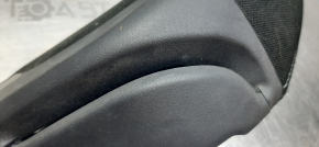 Накладка боковая задних сидений правая Subaru Outback 15-19 тряпка черная, мелкие царапины