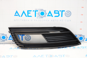 Решетка переднего бампера правая Audi A4 B8 13-16 рест новый неоригинал