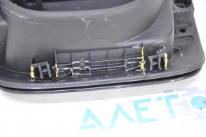 Лючок бензобака з корпусом Audi Q5 8R 09-17 зламані засувки