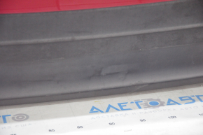 Бампер задний голый с губой Jaguar F-Pace X761 17-20 под 2 одинарных выхлопа, под 4 парктроника, красный, слом креп, прижата губа