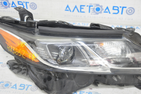 Фара передняя правая Toyota Camry v70 18- в сборе LED, песок, облез лак, паутинка