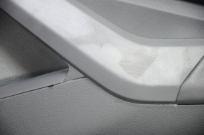 Обшивка дверей картка передня прав VW Jetta 19- чорна з чорною вставкою шкіра, підлокітник шкіра, молдинг сірий тип 2, подряпини