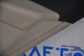 Обшивка двери карточка задняя правая Toyota Camry v50 12-14 usa беж, царапины,побелел пластик