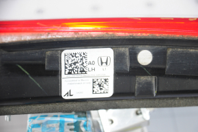 Ліхтар внутрішній кришка багажника лівий Honda Accord 18-22 подряпини