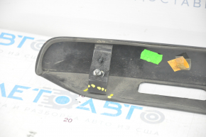 Молдинг двери багажника верхний Porsche Cayenne 958 11-14 слом креп