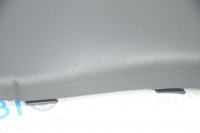 Накладка центральной стойки нижняя правая Mercedes GLA 15-20 черная, царапины