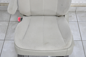 Водительское сидение Toyota Sienna 11-14 без airbag, электро, велюр, бежевое, под химчистку